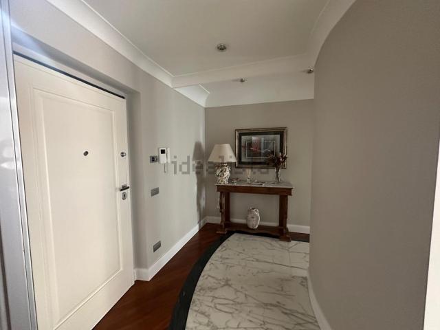 Appartamento in vendita di 150 m² in Via Edmondo Buccarelli