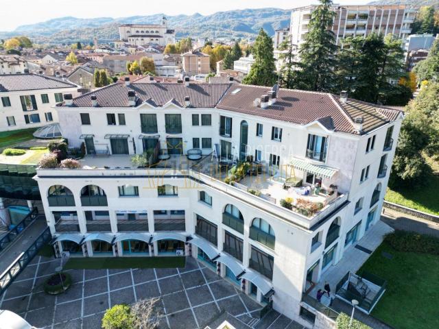 Appartamento in vendita di 150 m² in Via F. Baratto, 2