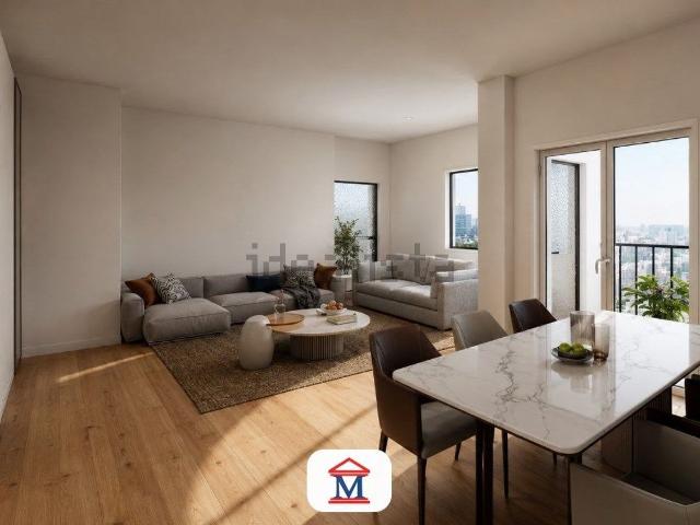 Appartamento in vendita di 150 m² in Via F. Corridoni