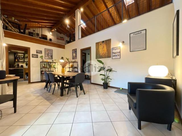 Appartamento in vendita di 150 m² in Via Foresta, 23