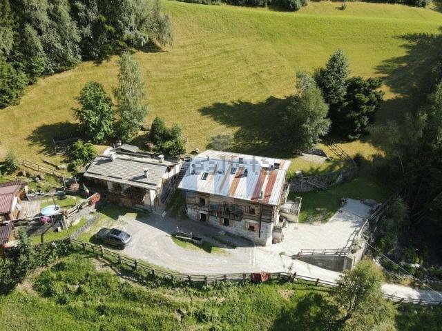 Appartamento in vendita di 150 m² in Via Feleit