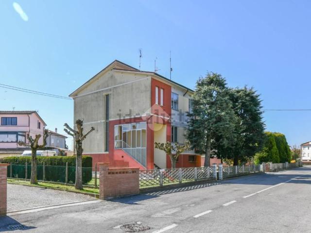 Appartamento in vendita di 150 m² in Via Ferdinando Santi, 4