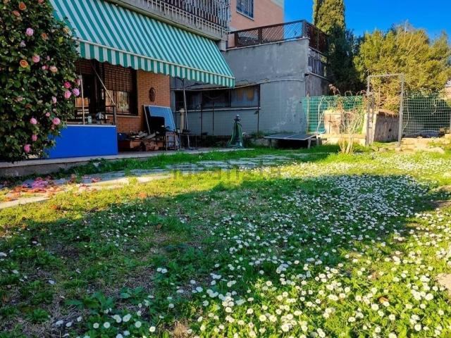 Appartamento in vendita di 150 m² in Via Filippo Barigioni