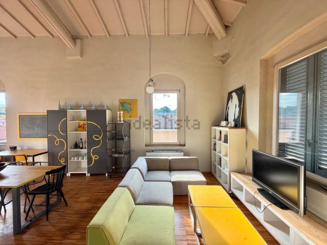 Appartamento in vendita di 150 m² in Via Filippo Corridoni