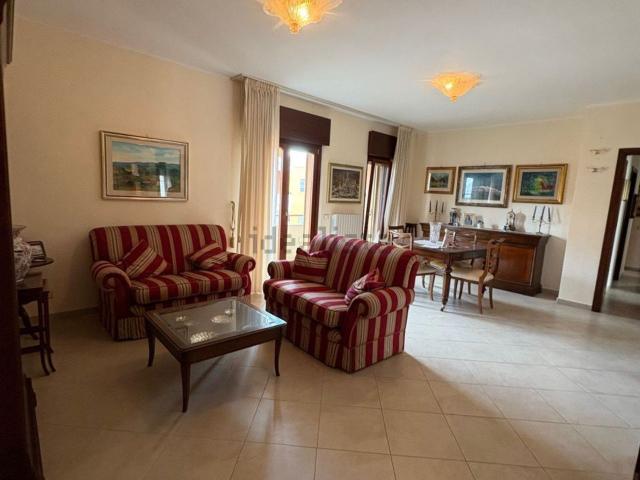 Appartamento in vendita di 150 m² in Via Francesco Massara