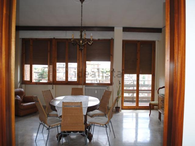Appartamento in vendita di 150 m² in Via Francesco Baracca