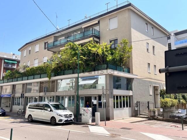 Appartamento in vendita di 150 m² in Via Francesco Zanotto, 22