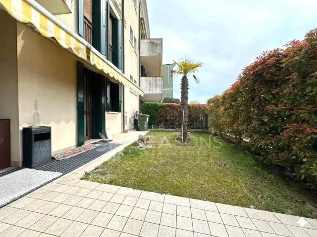 Appartamento in vendita di 150 m² in Via Julia, 45