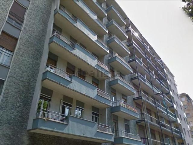 Appartamento in vendita di 150 m² in Via Lorenteggio, 55