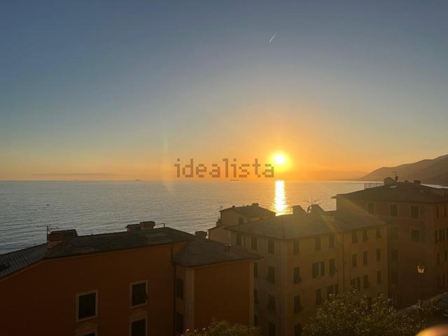 Appartamento in vendita di 150 m² in Via Lorenzo Bozzo, 30