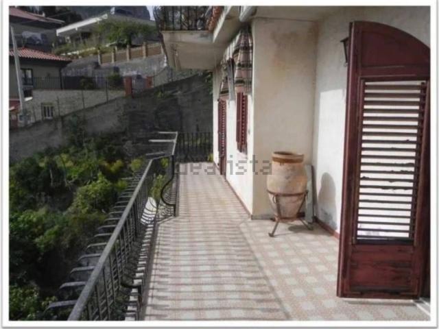 Appartamento in vendita di 150 m² in Via Leonardo Da Vinci