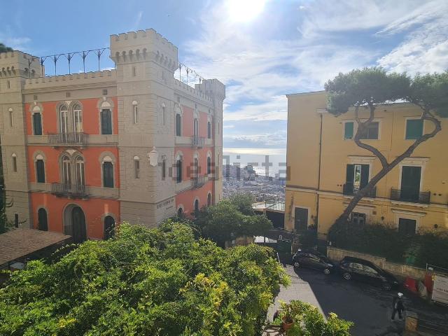Appartamento in vendita di 150 m² in Via Luigia Sanfelice, 23