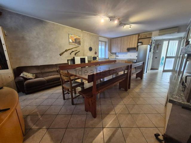 Appartamento in vendita di 150 m² in Via Mozzana, 20
