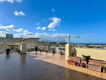 Appartamento in vendita di 150 m² in Via montecroce, 48
