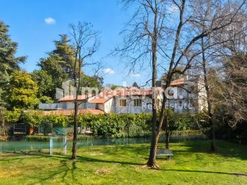 Appartamento in vendita di 150 m² in Via Montello