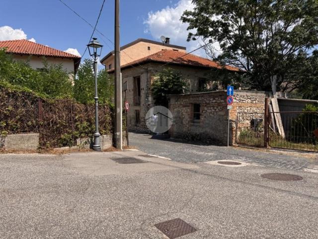 Appartamento in vendita di 150 m² in Via Montesoro, 1