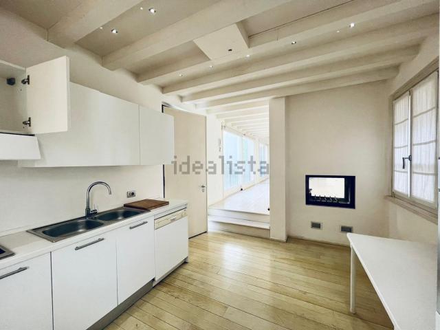 Appartamento in vendita di 150 m² in Via Morandi Gilli