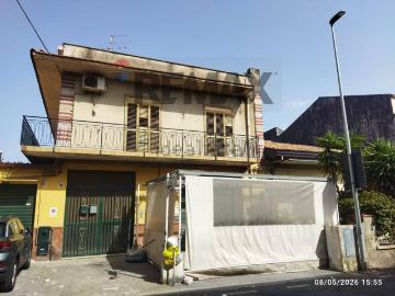 Appartamento in vendita di 150 m² in Via Morgioni, 108