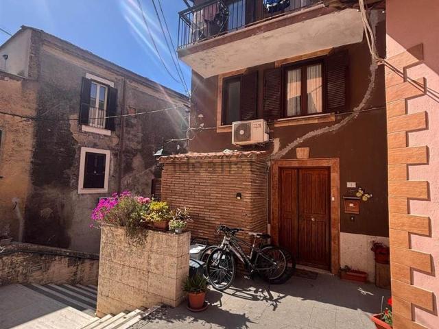 Appartamento in vendita di 150 m² in Via Magenta