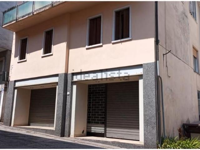Appartamento in vendita di 150 m² in Via Mezzavilla
