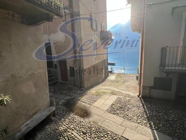 Appartamento in vendita di 150 m² in Via Michele Gerletti, 5