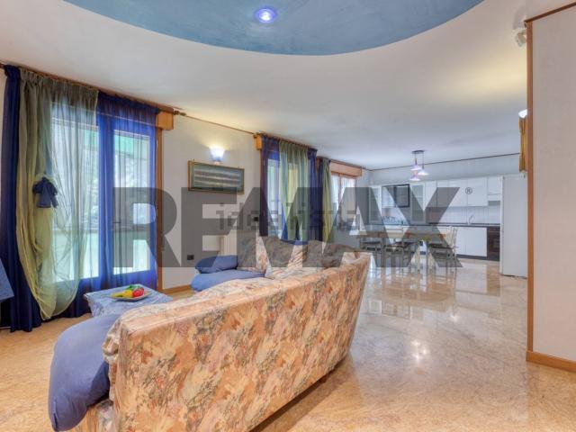 Appartamento in vendita di 200 m² in Via Noalese Sud, 6