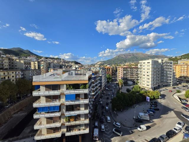 Appartamento in vendita di 150 m² in Via Nizza, 212