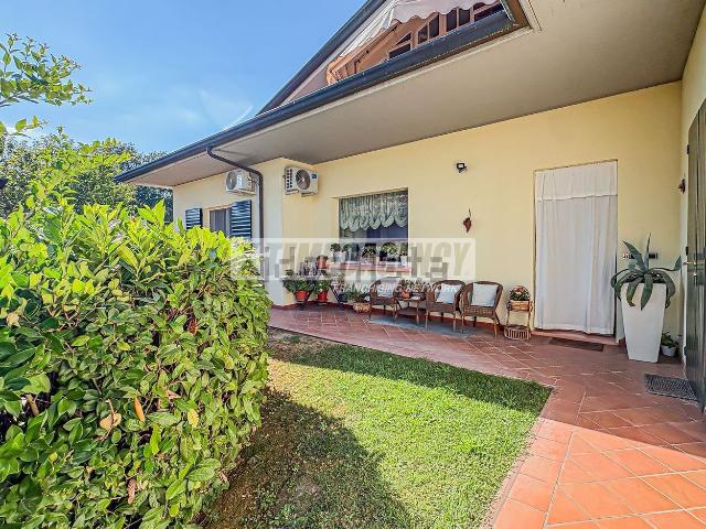 Appartamento in vendita di 150 m² in Via Salara, 68