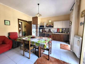 Appartamento in vendita di 150 m² in Via Salvatore Calandruccio