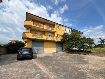 Appartamento in vendita di 150 m² in Via Salvatore Foderaro