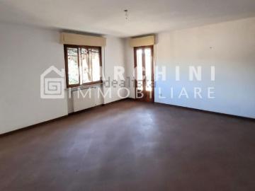 Appartamento in vendita di 150 m² in Via San Marco, 55100