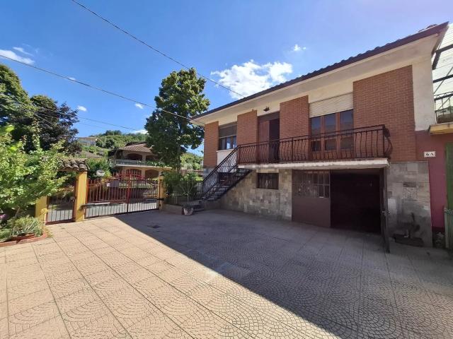 Appartamento in vendita di 150 m² in Via Umberto I°