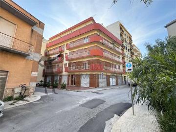 Appartamento in vendita di 150 m² in Via Santa Ninfa, 13