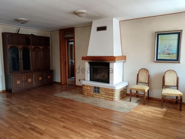 Appartamento in vendita di 150 m² in Via Sclavons