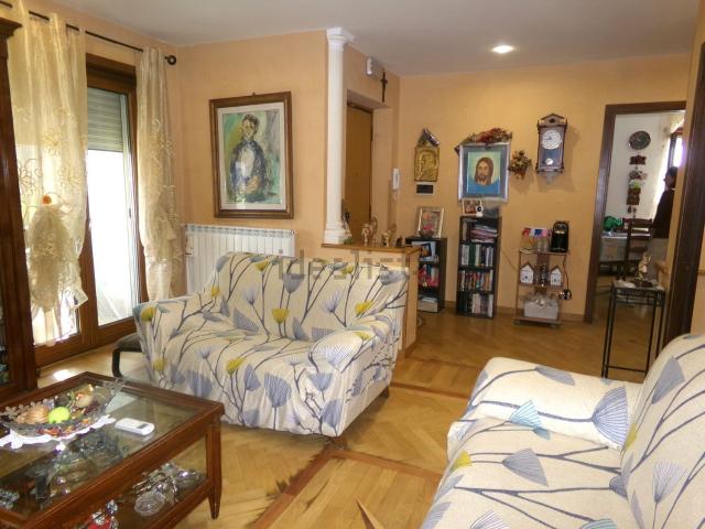 Appartamento in vendita di 150 m² in Via Siracusa, 29