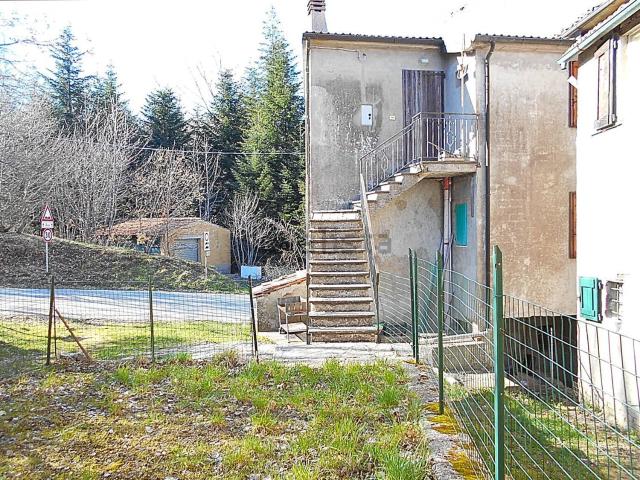 Appartamento in vendita di 150 m² in Via Poggio Lungo