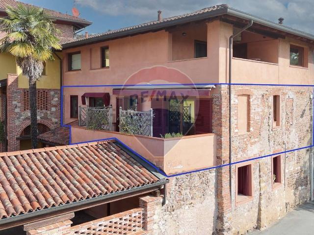 Appartamento in vendita di 150 m² in Via Peccia, 23