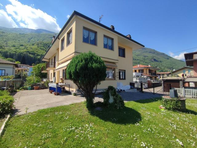 Appartamento in vendita di 150 m² in Via Pedolazzi, 133