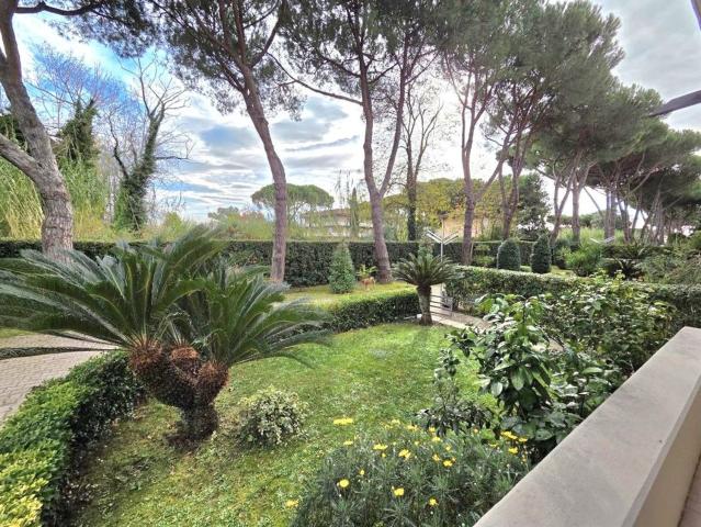 Appartamento in vendita di 150 m² in Via Pisa, 36