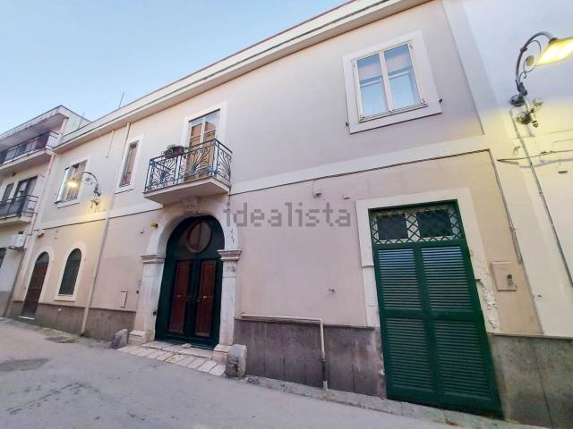 Appartamento in vendita di 150 m² in Via Principe di Piemonte, 78
