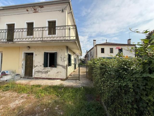 Appartamento in vendita di 150 m² in Via Roma