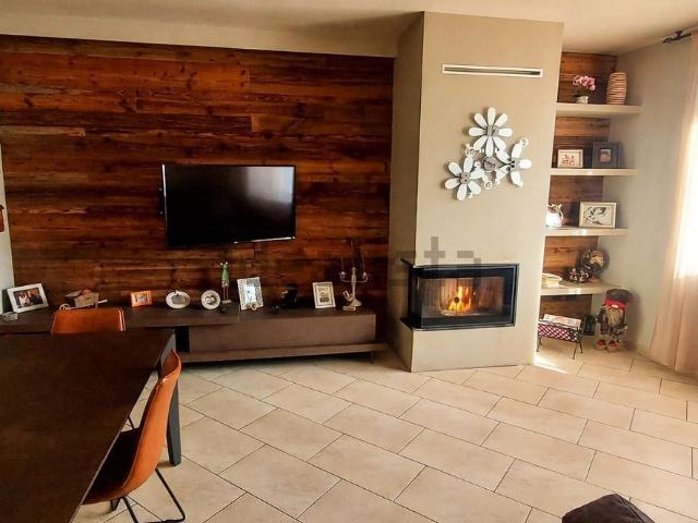 Appartamento in vendita di 150 m² in Via Roma, 18