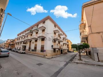 Appartamento in vendita di 150 m² in Via Roma, 248