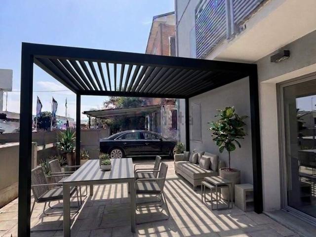 Appartamento in vendita di 150 m² in Via Radici in Piano