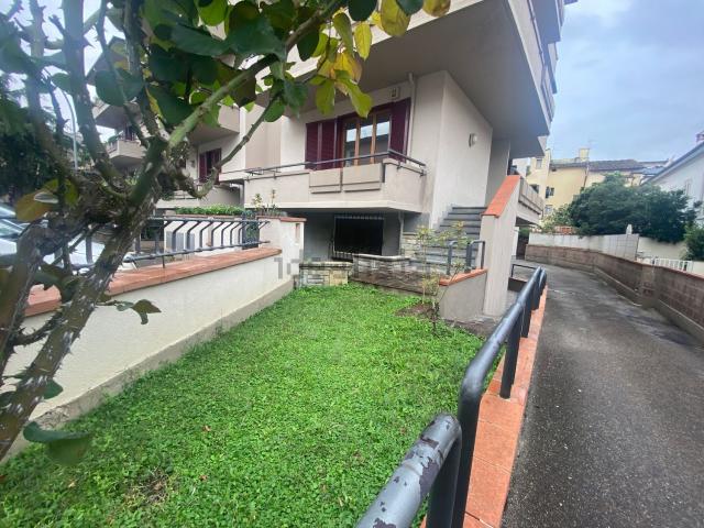 Appartamento in vendita di 160 m² in Via Valfredo Pulidori