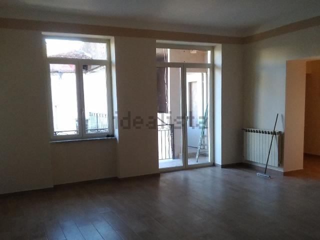 Appartamento in vendita di 150 m² in Via Vellaria, 51