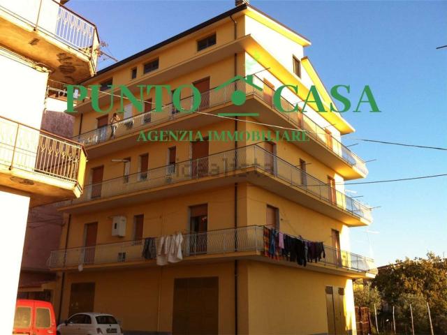 Appartamento in vendita di 150 m² in Via Vito Galati