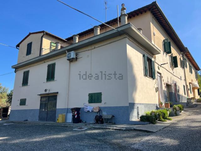 Appartamento in vendita di 150 m² in Via Vittorio Niccoli, 124