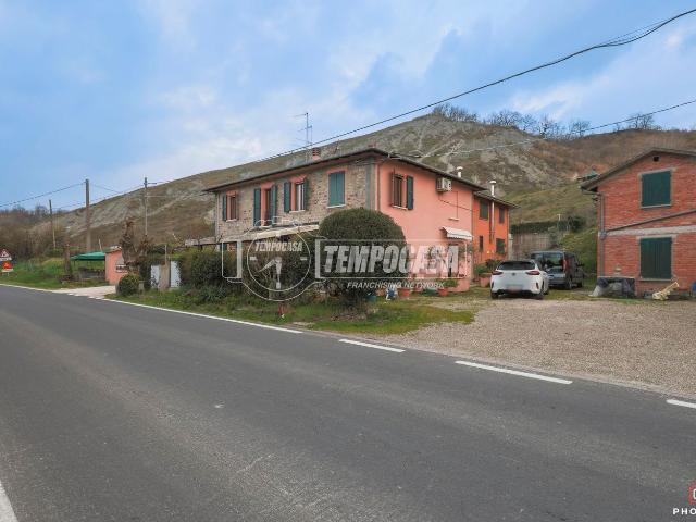 Appartamento in vendita di 150 m² in Via Viara