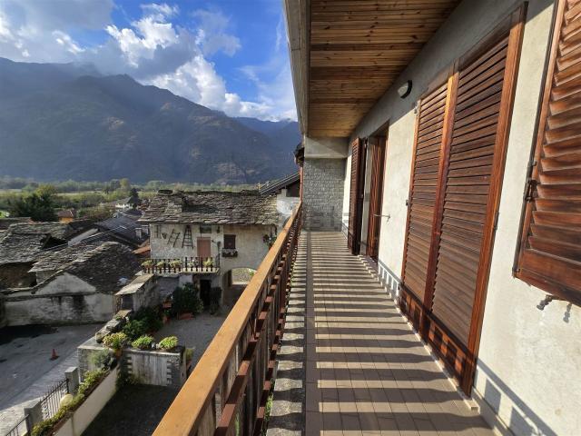 Appartamento in vendita di 150 m² in Via Villa, 10